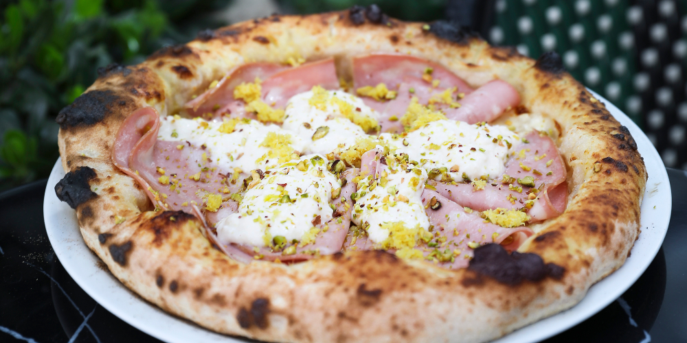 Cosenza Pizza y Birra Gastronomía Roof